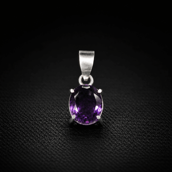 Natural Amethyst Oval Faceted Pendant – Premium Silver Prong-Set Gemstone Pendant