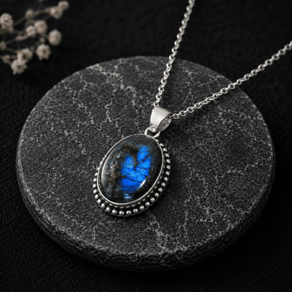Natural Labradorite Oval Pendant – Handcrafted Silver Beaded Gemstone Pendant