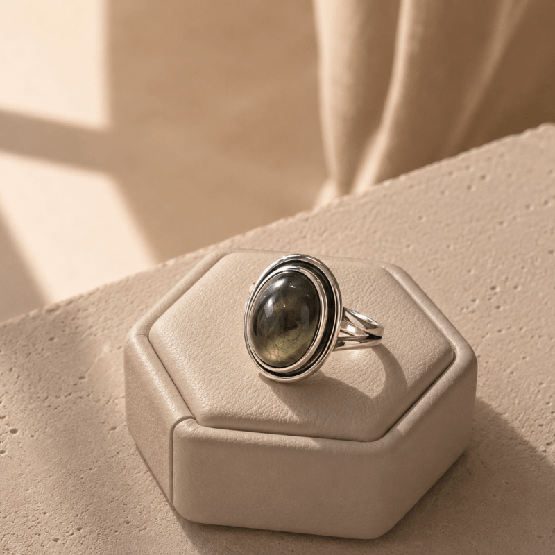 Elegant Ring 6
