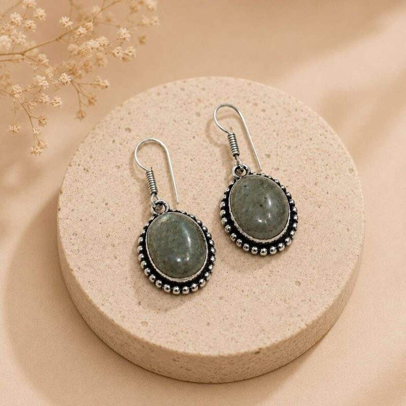 Natural Labradorite Earrings – Elegant Gemstone Jewellery with Mystical Shine